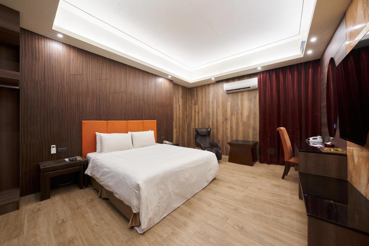 Cigar Motel Tajnan Kültér fotó