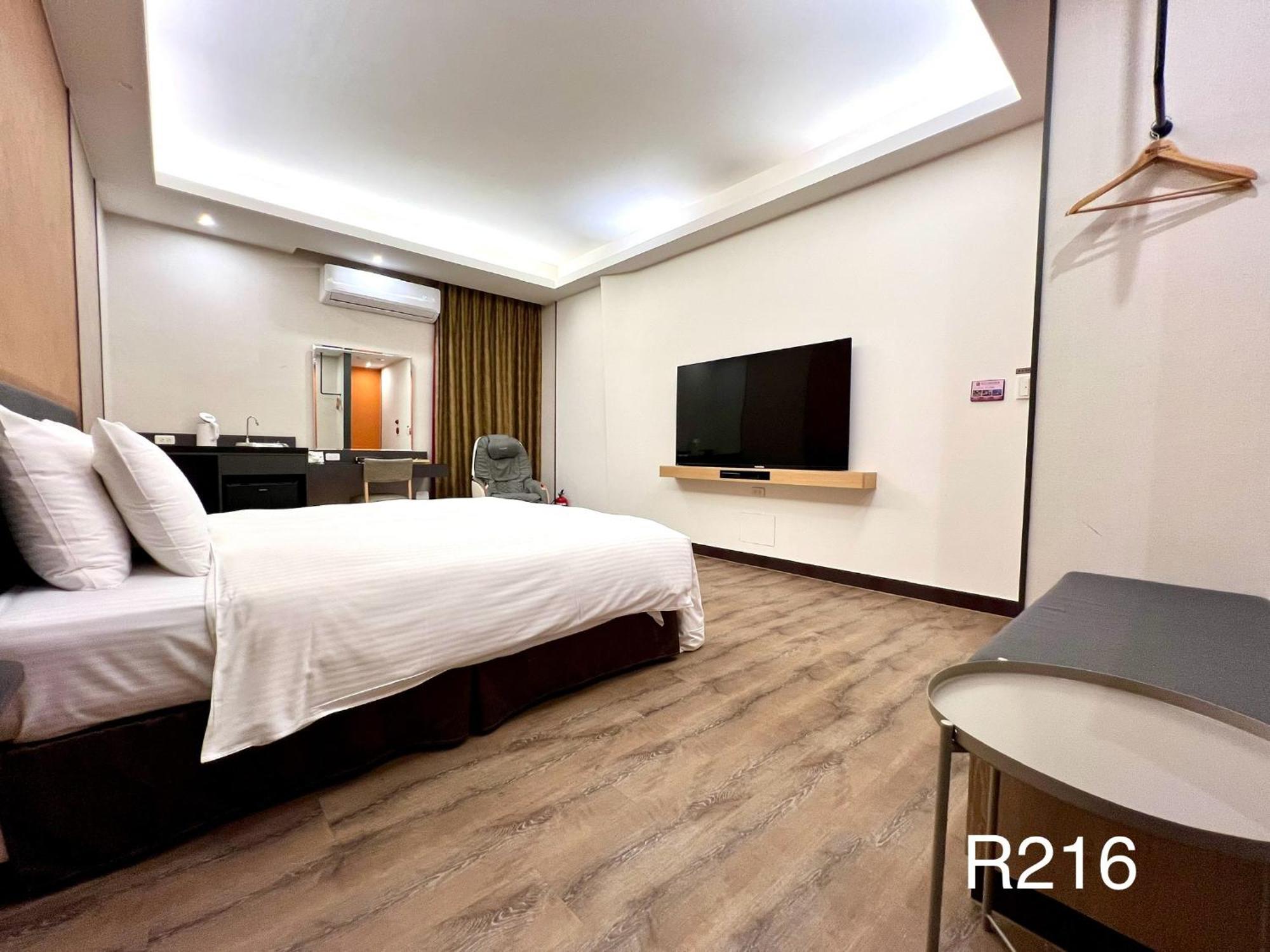Cigar Motel Tajnan Kültér fotó