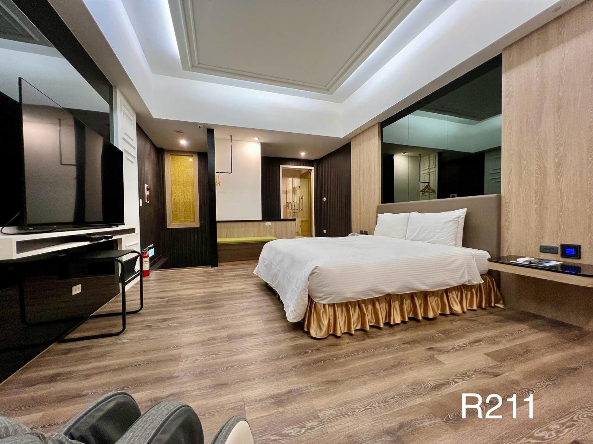 Cigar Motel Tajnan Kültér fotó